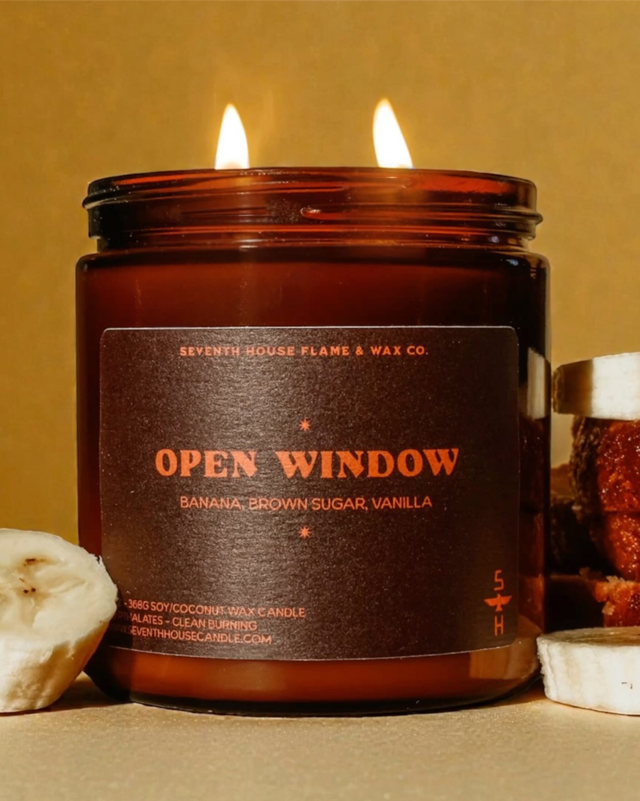 banana-bread-candle
