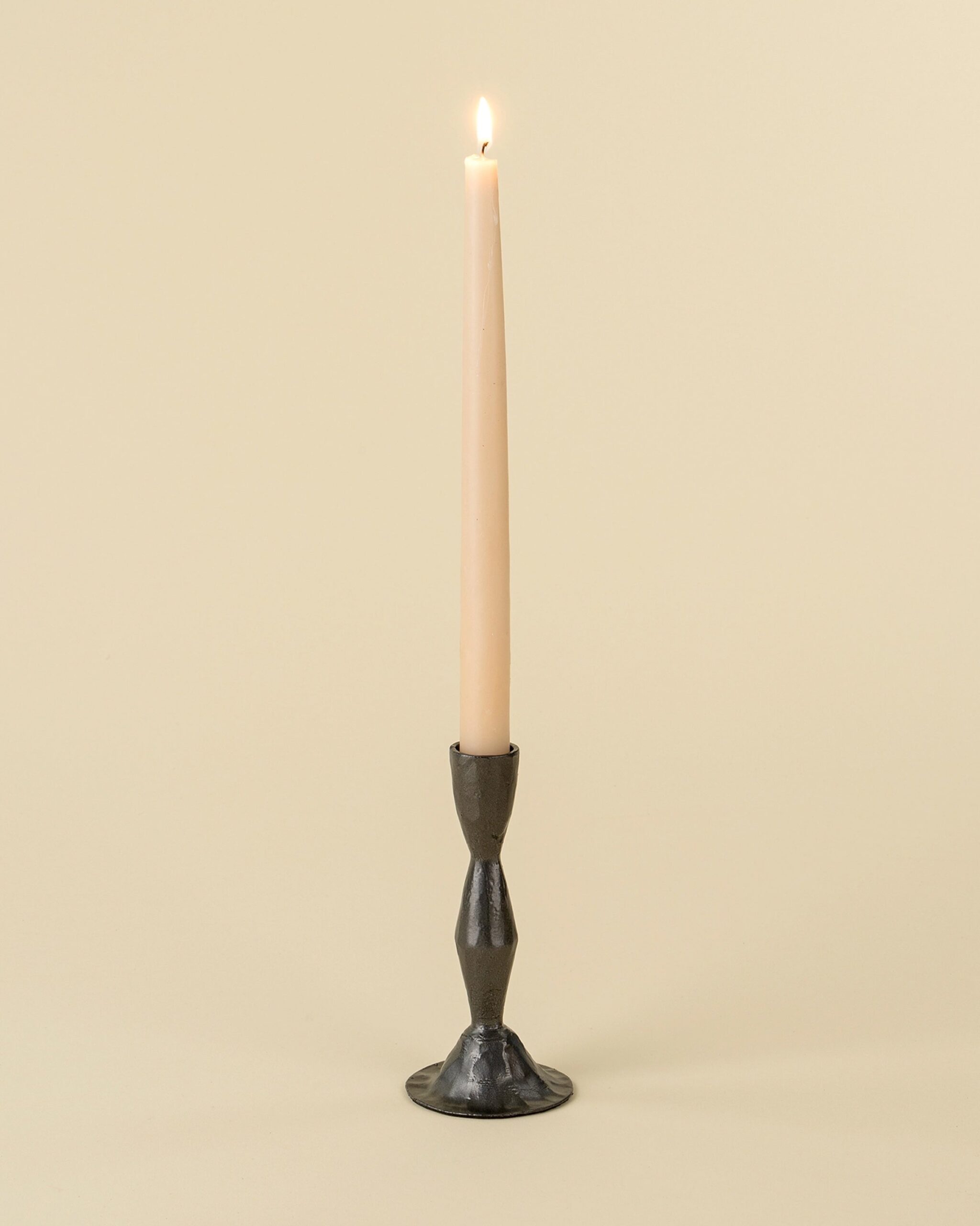 metal-candle-holder
